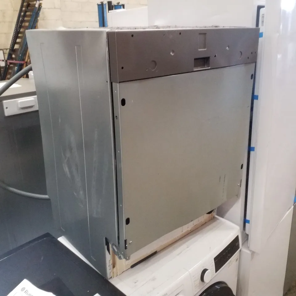 HAIER XIB 3B2SFS-80 FULL-SIZE FULLY INTEGRATED WIFI-ENABLED DISHWASHER