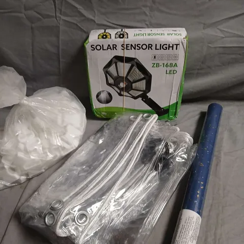 APPROXIMATELY 20 ASSORTED HOUSEHOLD PRODUCTS TO INCLUDE SOLAR SENSOR LIGHT, WRAPPING PAPER, STORAGE BASKET ETC 