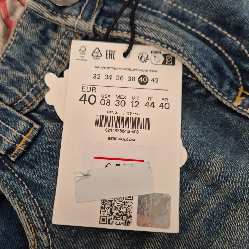 BERSHKA WOMEN'S DENIM JEANS WITH FLORAL EMBROIDERY – UK 12 (EU 40)