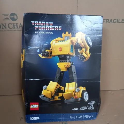 BOXED LEGO TRANSFORMERS BUMBLEBEE SET - 10338