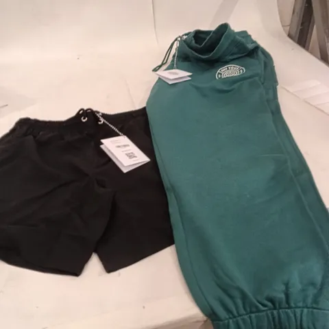 BOX TO CONTAIN BRASS MONKEY ASSORTED CLOTHING ITEMS - APPROXIMATELY 21 SHORTS 2 SWEATPANTS