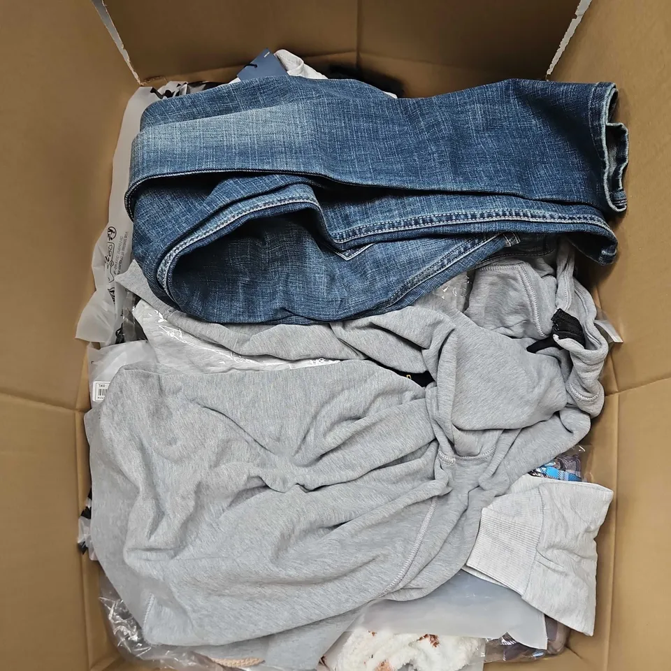LARGE BOX OF APPROXIMATELY 20 ASSORTED CLOTHING ITEMS IN VARIOUS SIZES, STYLES AND COLOUR 