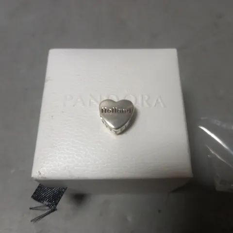 PANDORA HOLLAND THEMED CHARM