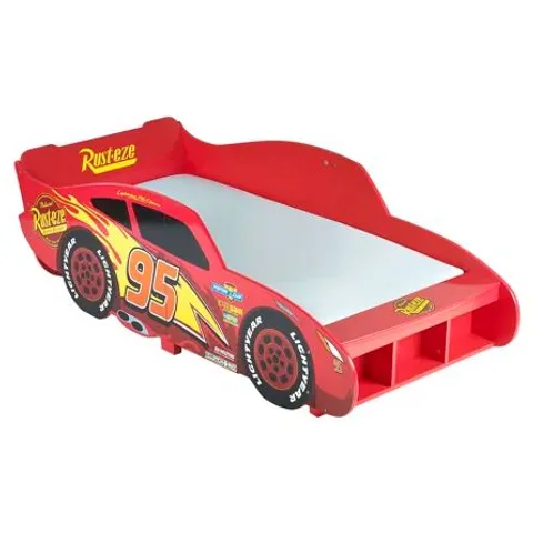 BOXED LIGHTNING MCQUEEN CAR BED