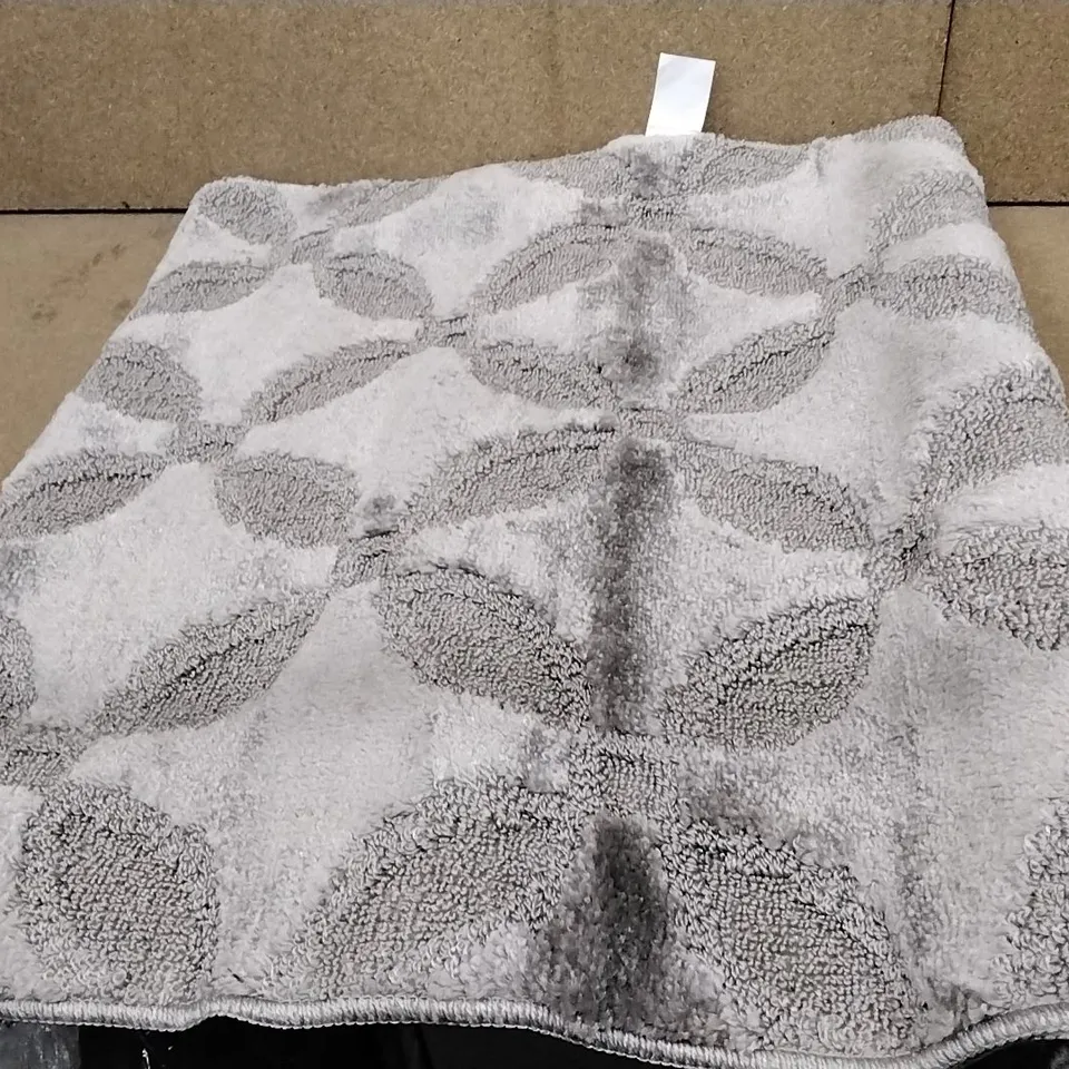 BRAND NEW PACO HOME GREY TALLIN RUG SIZE 80CM X 150CM 
