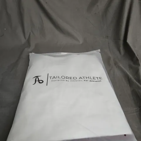 TAILORED ATHLETE MUSCLE FIT LONG SLEEVE TEE SHIRT STARTER 5 PACK – SIZE S