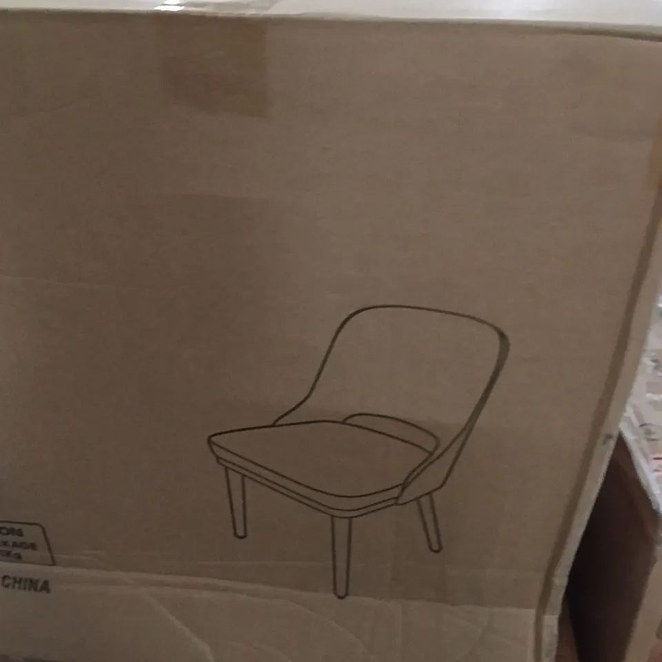 BOXED DINING CHAIR 