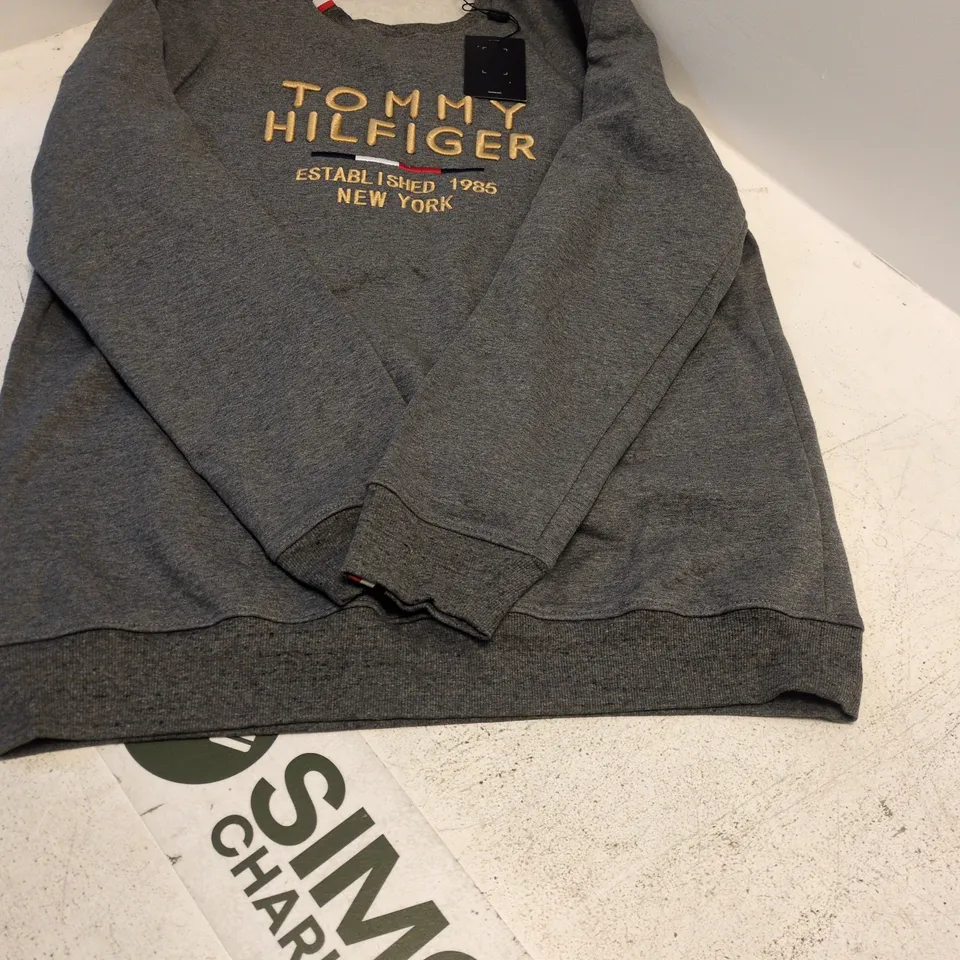 TOMMY HILFIGER MENS SWEATSHIRT – GREY, XXL