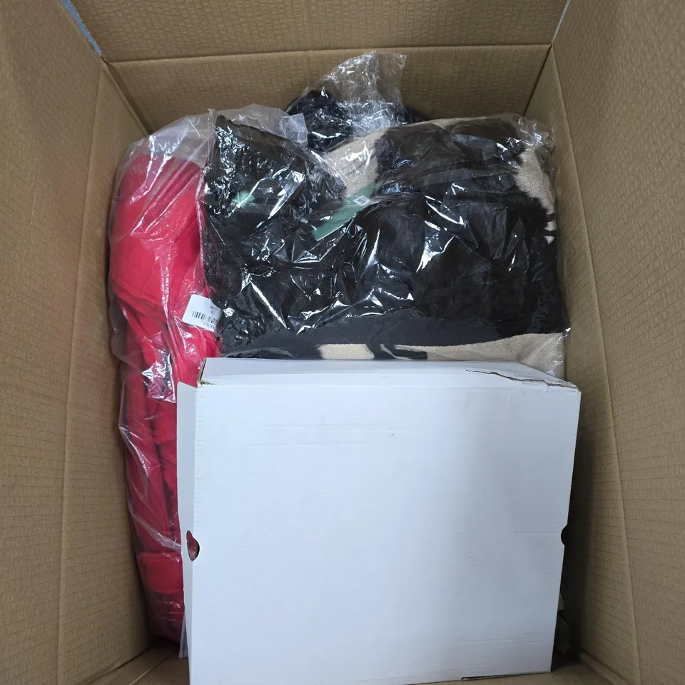 BOX OF APPROXIMATELY 20 ASSORTED ITEMS TO INCLUDE JO AND JOE SHOES, LA MAREY CLOTHING ETC