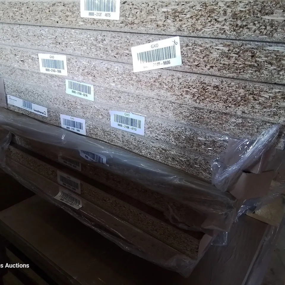 PALLET OF APPROXIMATELY 10 LAMINATE 3M WORKTOPS
