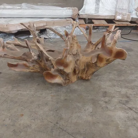 PALLET CONTAINING 2 HOMESDIRECT365 TEAK ROOT DRIFT COFFEE TABLE BASES