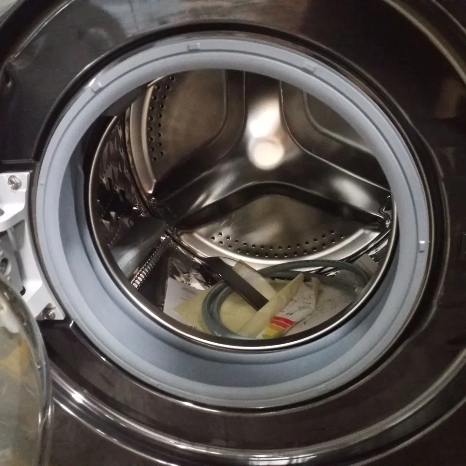 SAMSUNG SERIES 5 SMART LOAD WASHING MACHINE IN BLACK