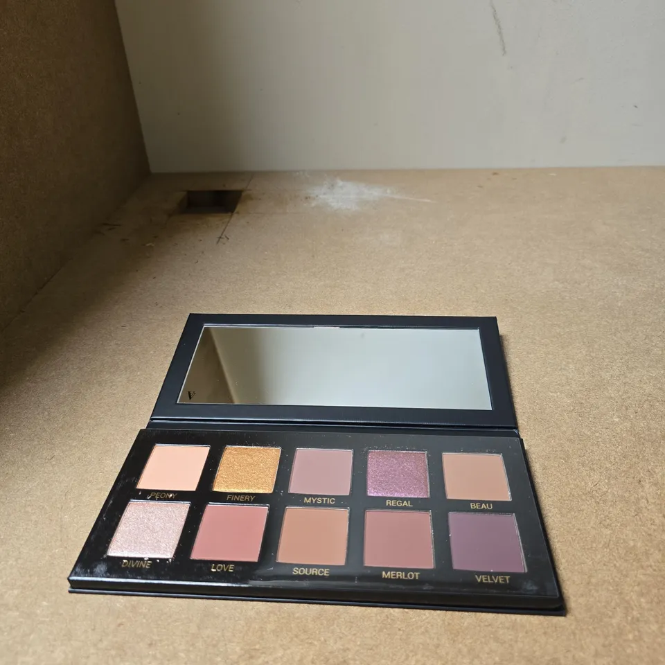 VIEVE THE MUSE PALETTE – EYESHADOW PALETTE
