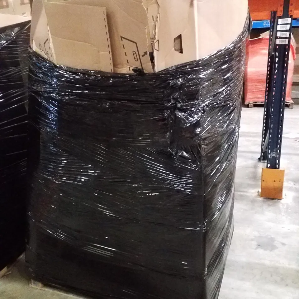 PALLET CONTAINING ASSORTED PRODUCTS INCLUDING DUAL ZONE DIGITAL AIR FRYER, DEHYDRATOR, CHRISTMAS TREE & FLOOR CHAIR 