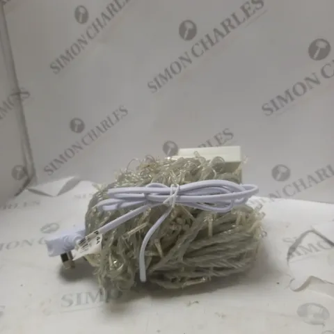 BOX OF APPROXIMATELY 25 WARM WHITE LIGHTS
