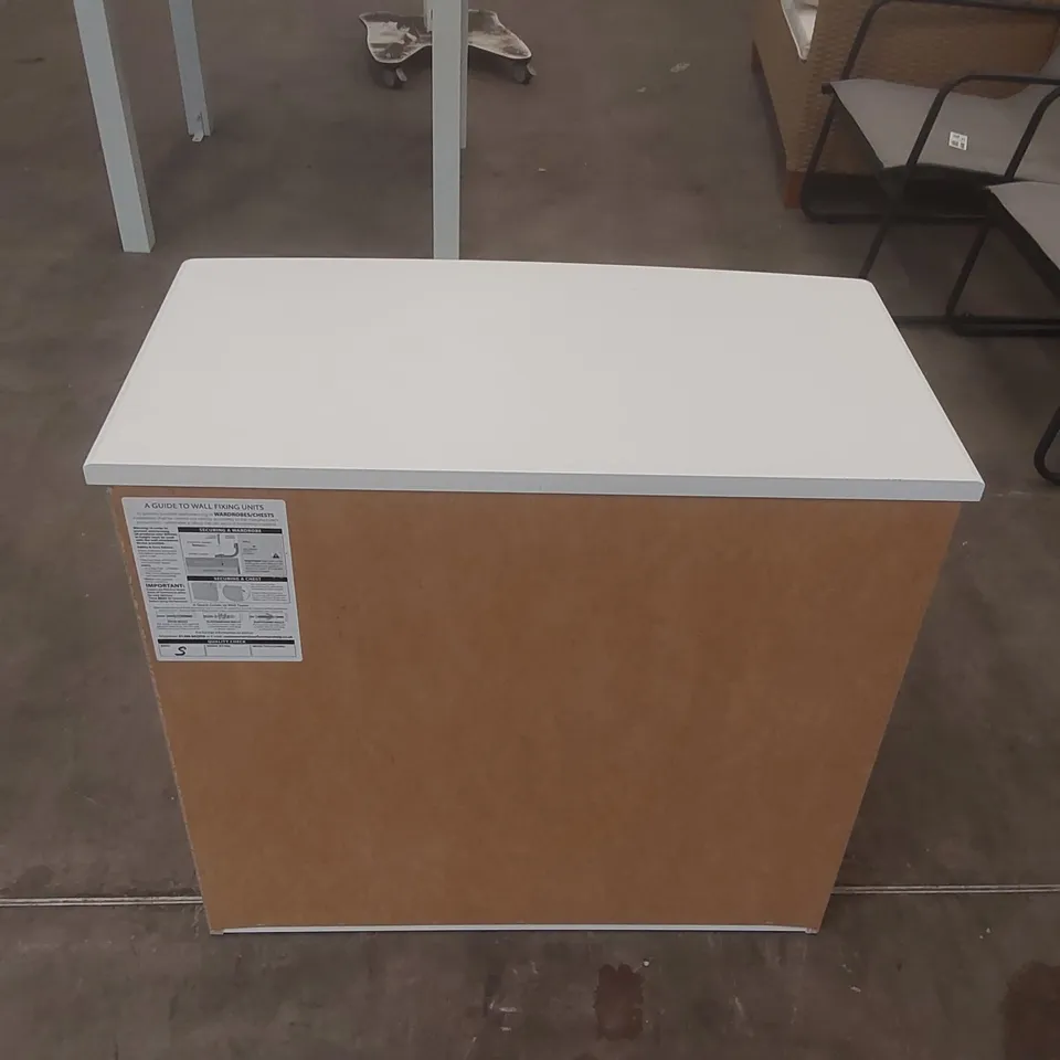 FULLY ASSEMBLED SAXENA 3 DRAWER CHEST COLOUR: WHITE