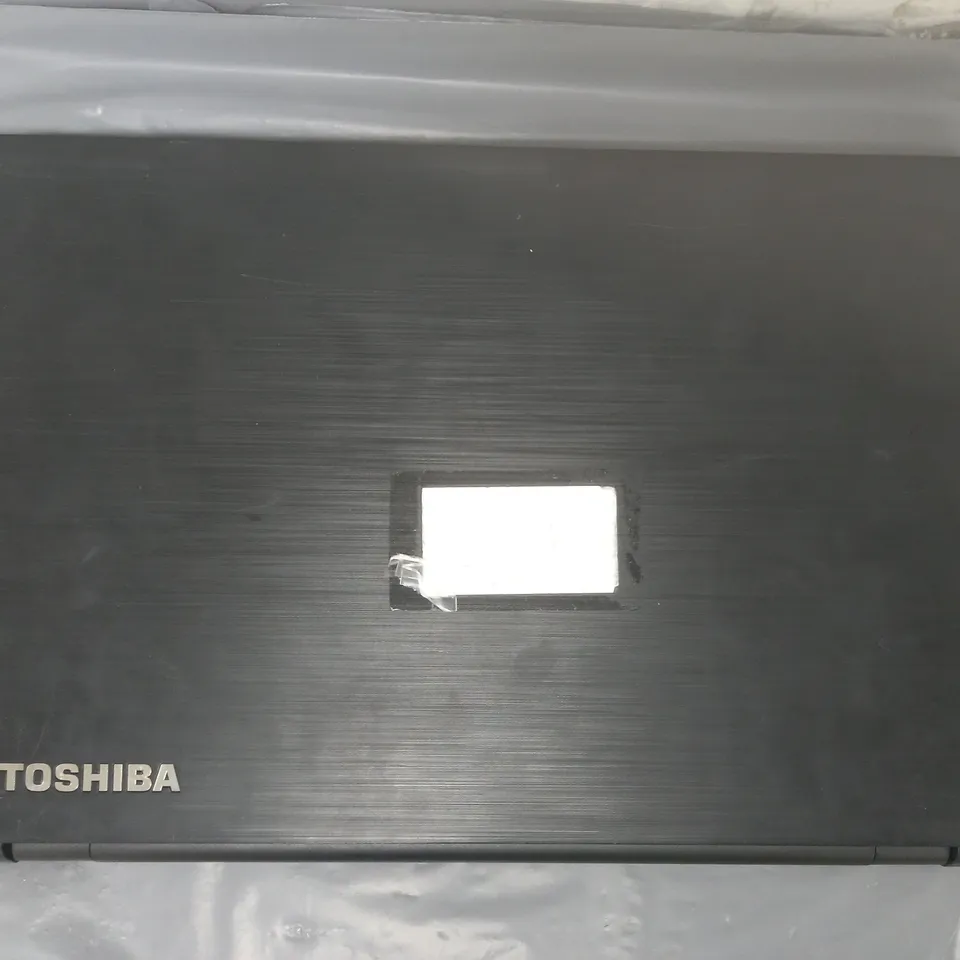 TOSHIBA SATELLITE PRO R50-C 15 INCH I3-6006U 2.00GHZ