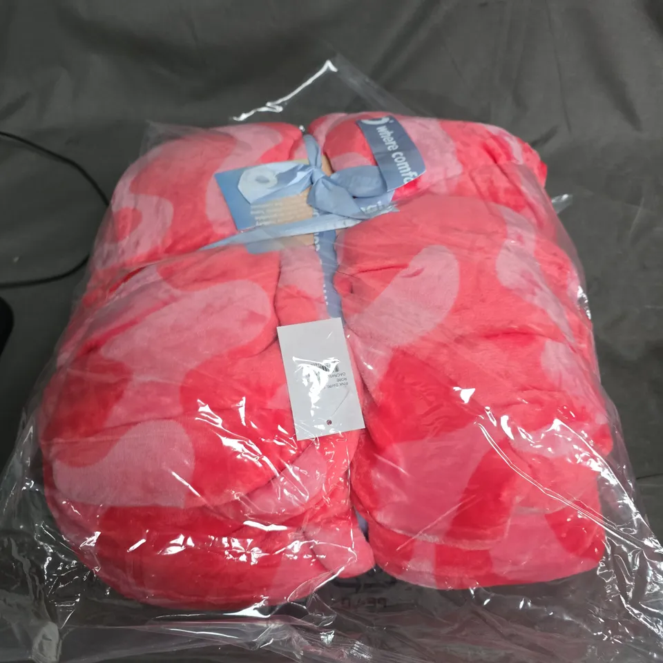 SEALED OODIE OVERSIZED HOODED BLANKET - PINK