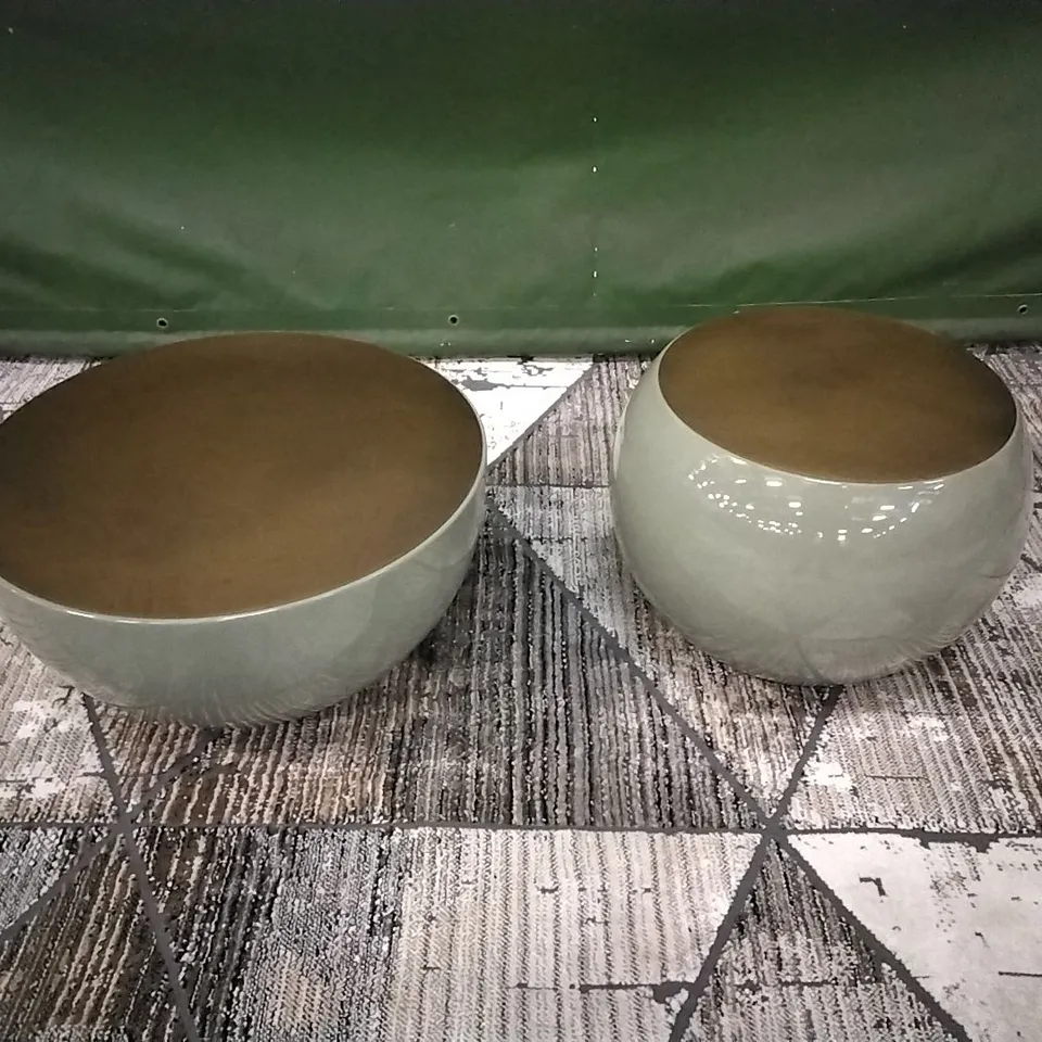 QUALITY ITALIAN MADE MERIDIANI BONGO SAGE MATT LACQUER SIDE TABLE AND LOW TABLE WITH BRONZED BRASS TOP SURFACES