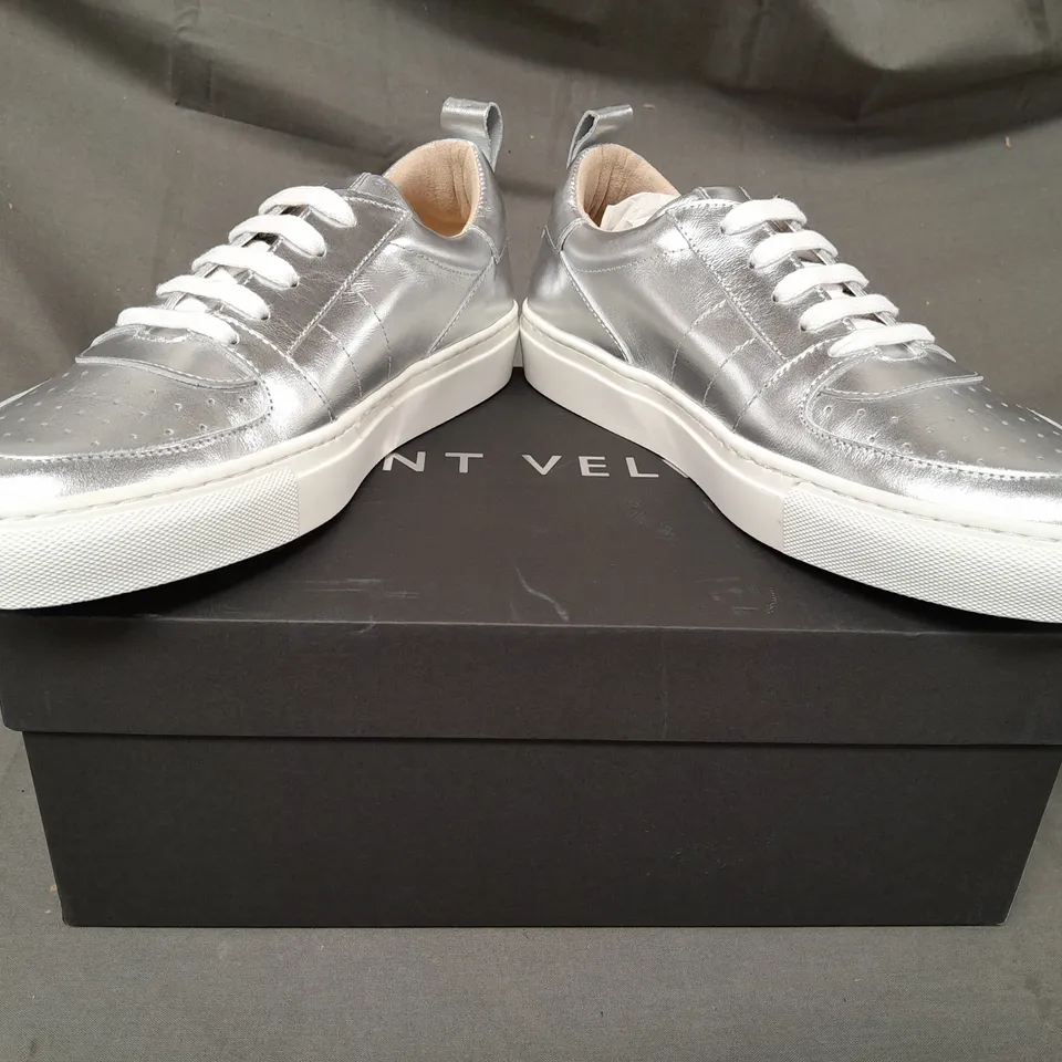 BOXED PAIR OF MINT VELVET LEANNA RETRO TRAINERS IN METALLIC SILVER UK SIZE 4