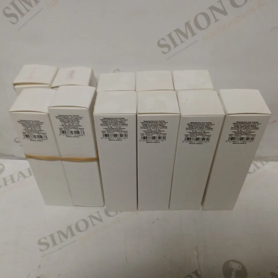 LOT OF APPROXIMATELY 11 GIVENCHY PRODUCTS TO INCLUDE 7 DOCTOR WHITE MORE THAN WHITE SERUM (30ml), 2 SMILE 'N REPAIR WINKLE CORRECTION SERUM (30ml), 2 HYDRA SPARKLING MATIFYING FLUID (30ml)