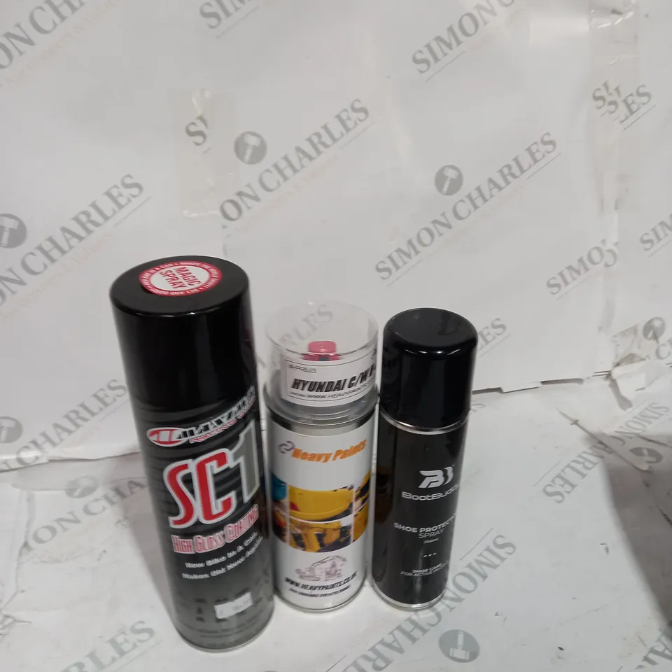 APPROXIMATELY 10 ASSORTED AEROSOL ITEMS TO INCLUDE GLOSS COATINGS, HEAVY PAINTS, SHOE PROTECTOR - COLLECTION ONLY 