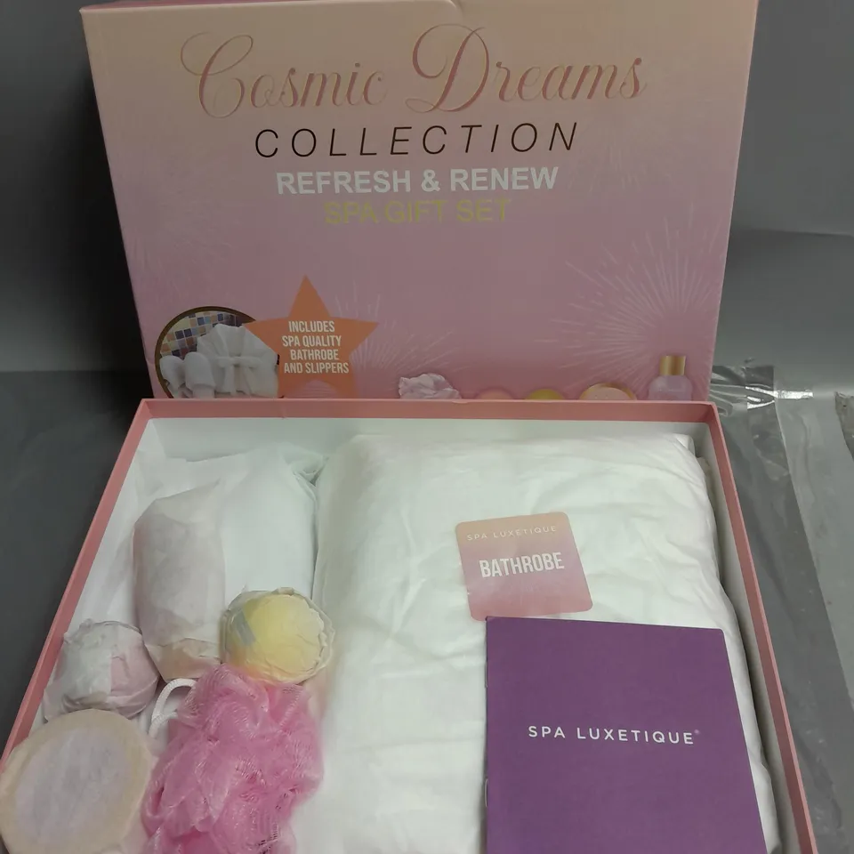 BOXED SPA LUXETIQUE COSMIC DREAMS REFRESH & RENEW SPA GIFT COLLECTION 