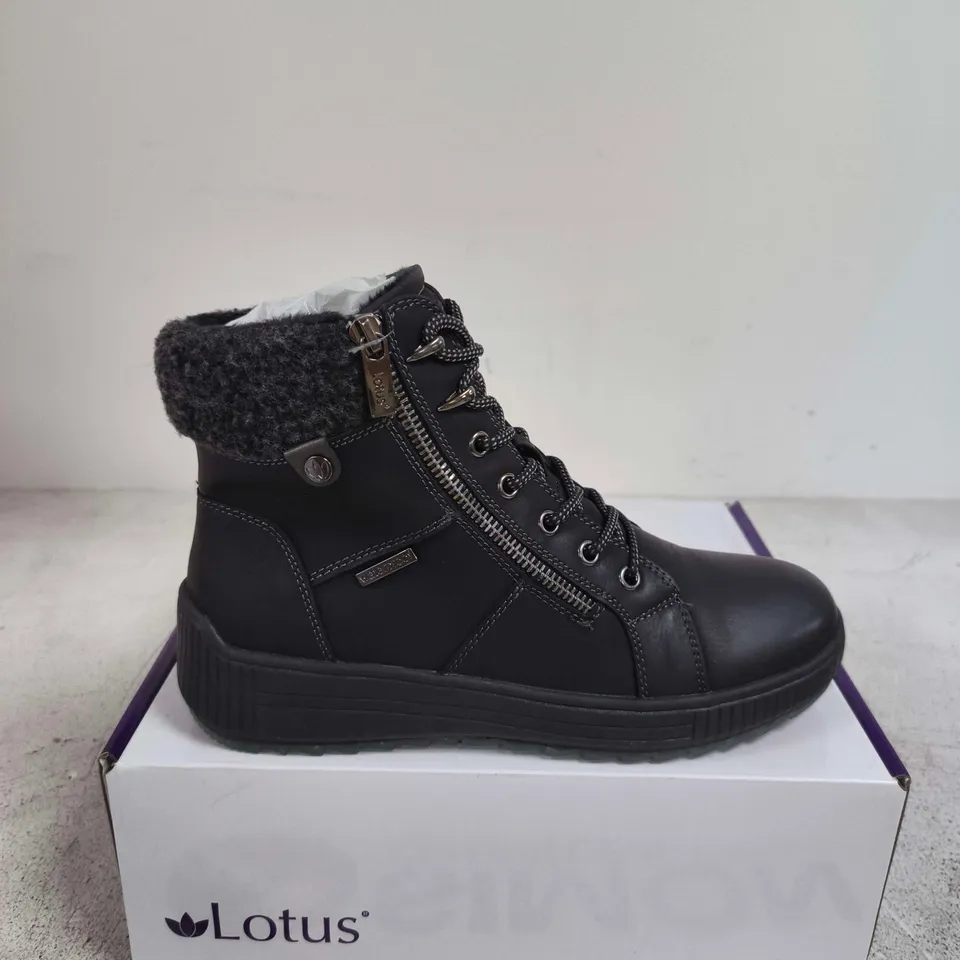BOXED PAIR OF LOTUS BLACK LEATHER ANKLE BOOTS WITH FAUX FUR LINING – UK 11 (EU 46)
