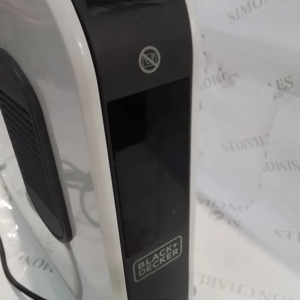 BLAC&DECKER CONVECTION HEATER 
