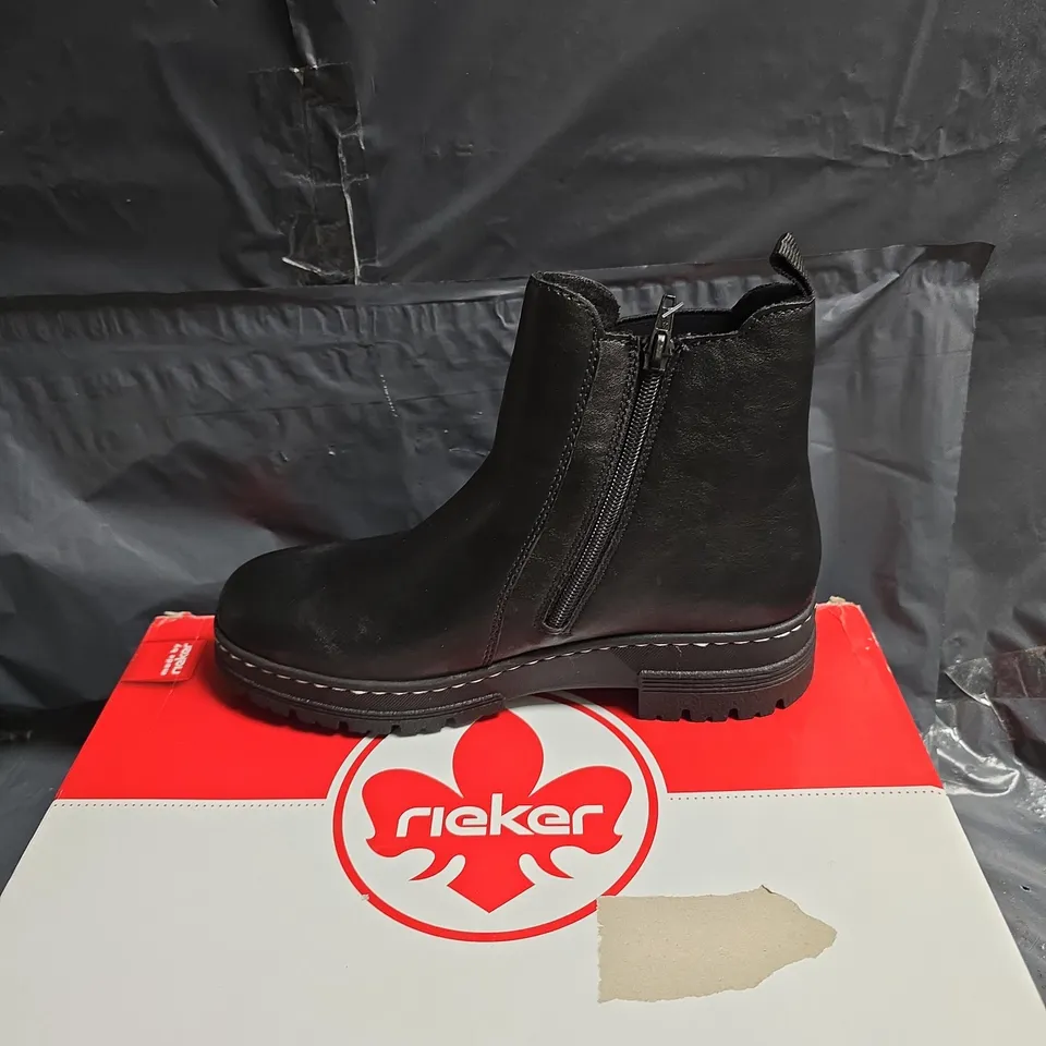 RIEKER WOMEN'S BLACK LEATHER-LOOK ANKLE BOOTS WITH ZIP SIZE 6