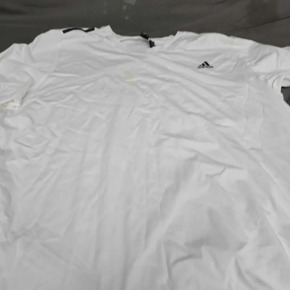 ADIDAS LOGO CASUAL T-SHIRT - SIZE 3XL