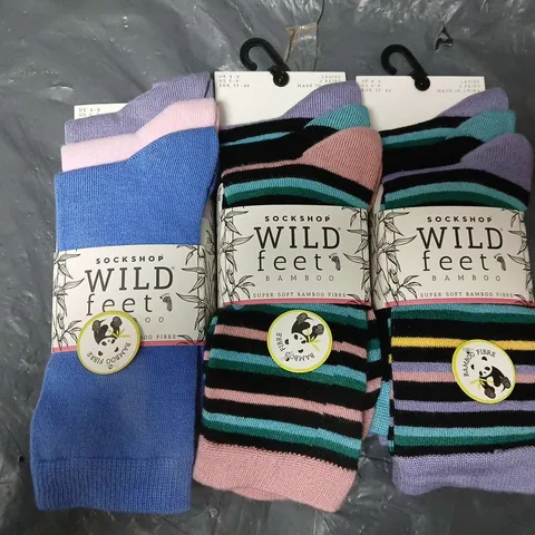 APPROXIMATELY 25 ASSORTED PACKS OF WILD FEET LADIES SOCKS IN VARIOUS COLOURS, STYLES AND SIZES