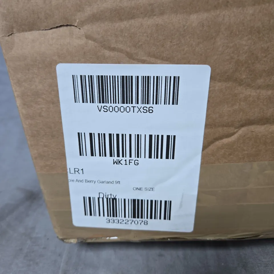 9FT BERRY GARLAND – GARDEN & PATIO DECORATION