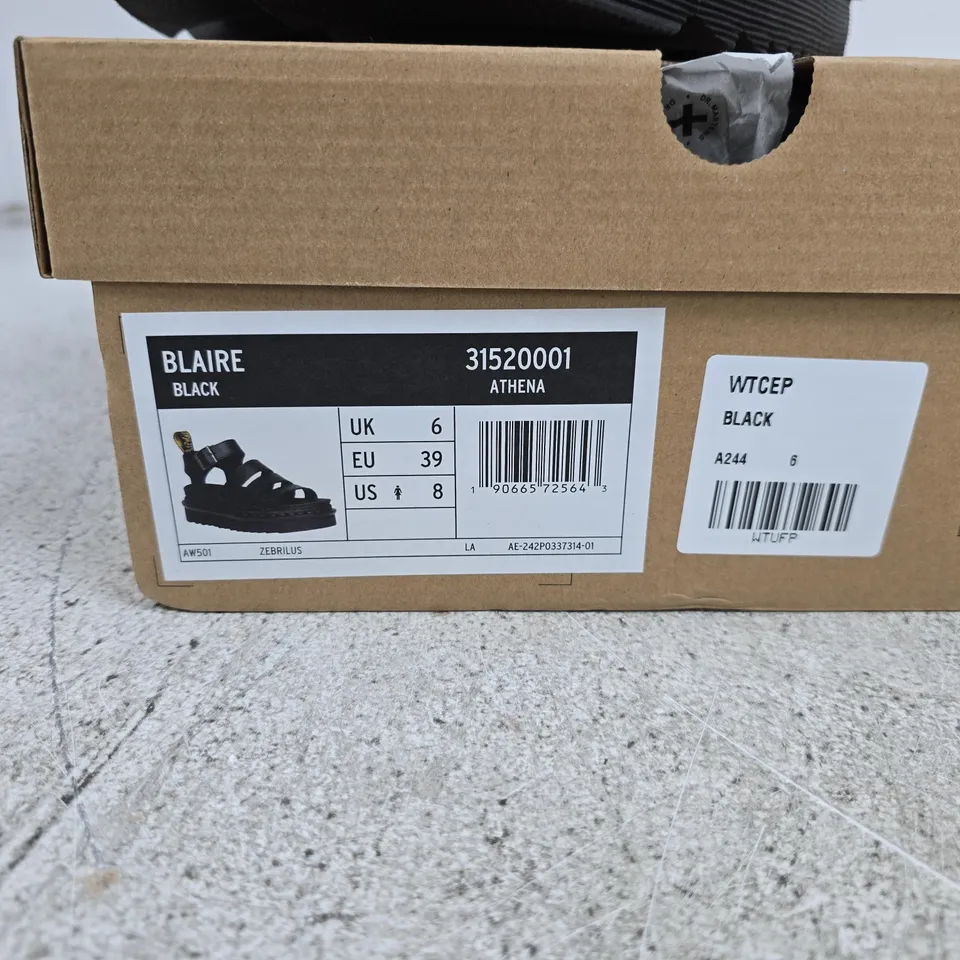 DR MARTENS BLAIRE BLACK UK 6 BOXED