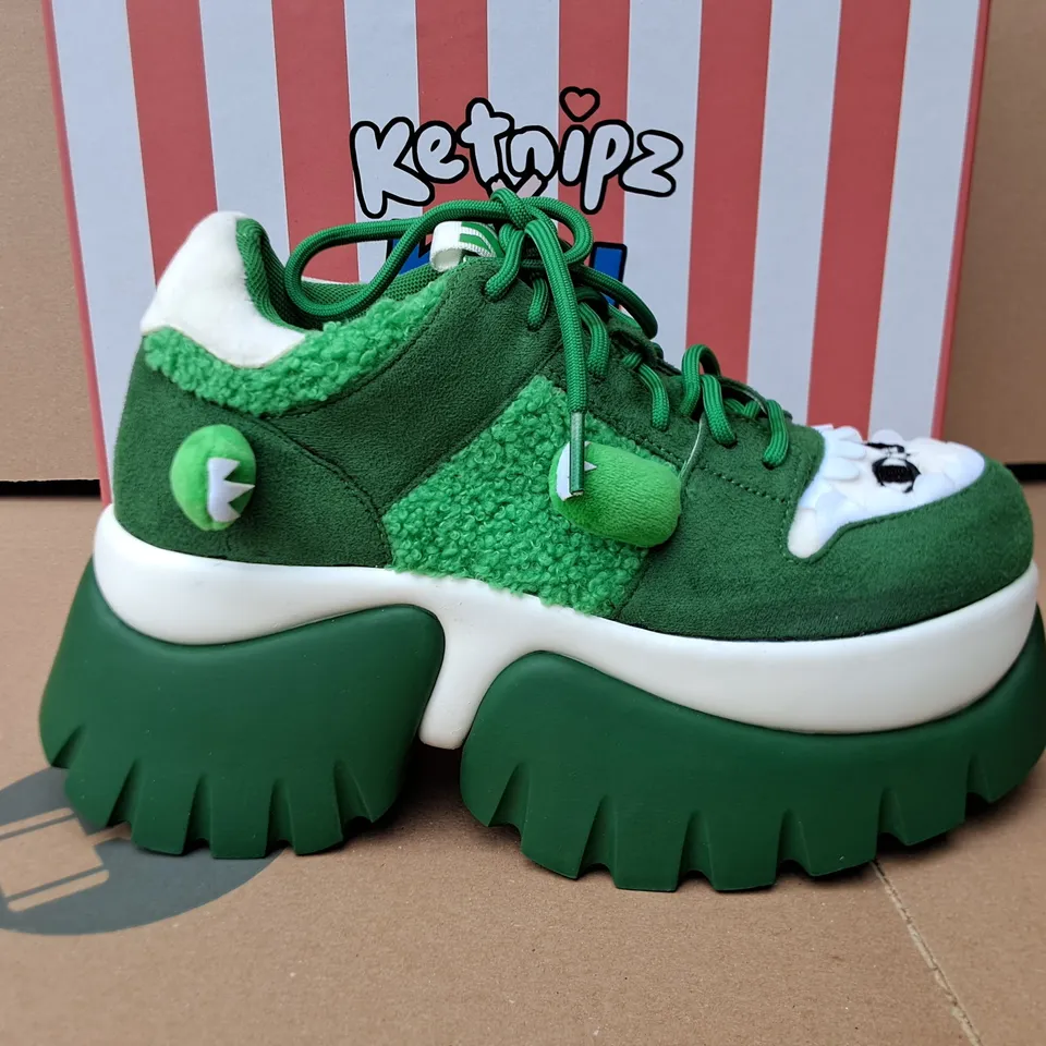 BRAND NEW BOXED KOI KETNIPZ BEANZILLA PLATFORM TRAINERS IN GREEN - UK 5