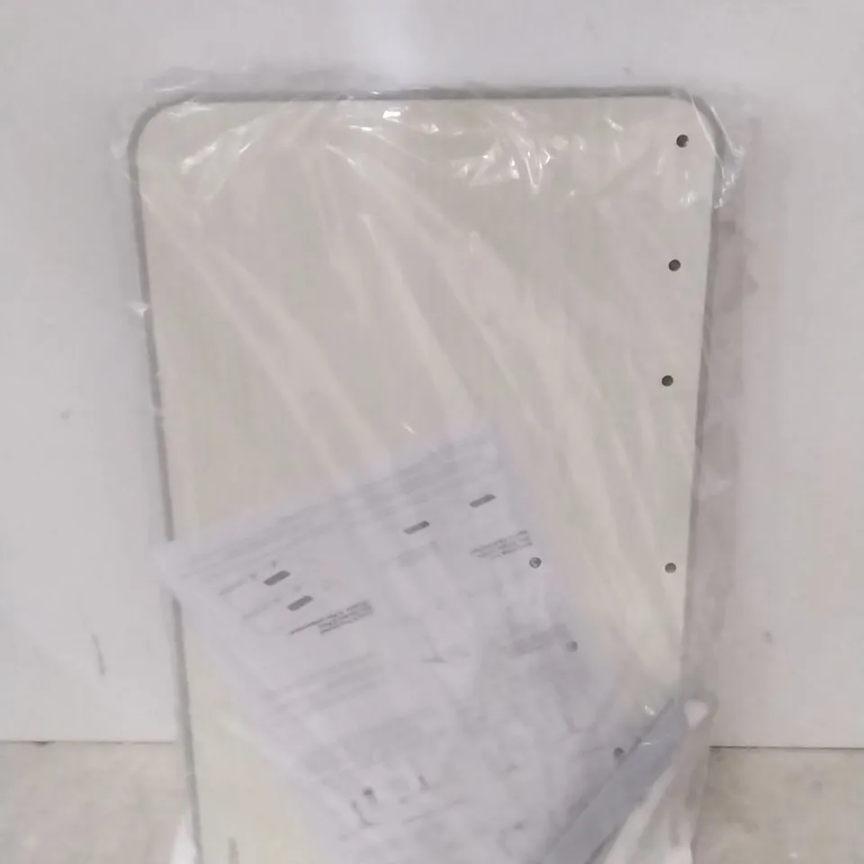 BOXED AUTUMN DEER FOLDING TABLE 