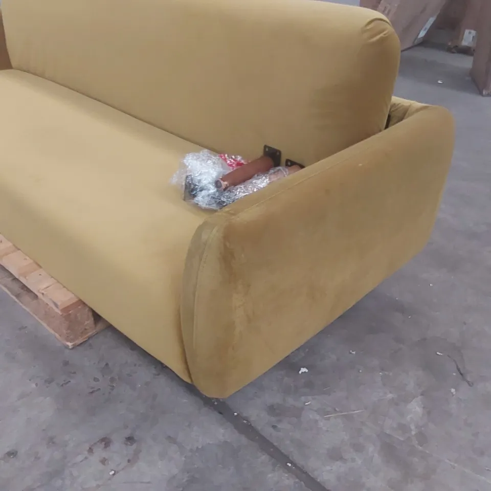 TEDDY SOFA 3 SEATER IN VELVET YELLOW