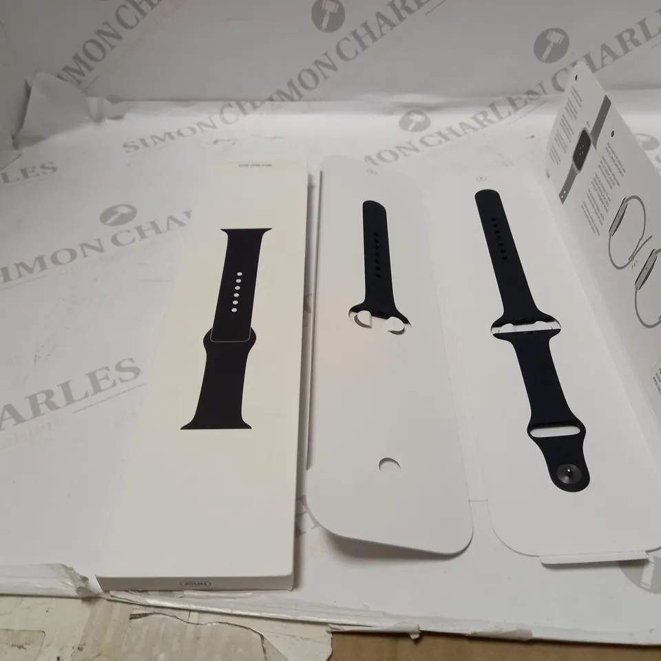 APPLE WATCH SPORT STRAP - SPACE BLACK STAINLESS STEAL PIN 40MM 