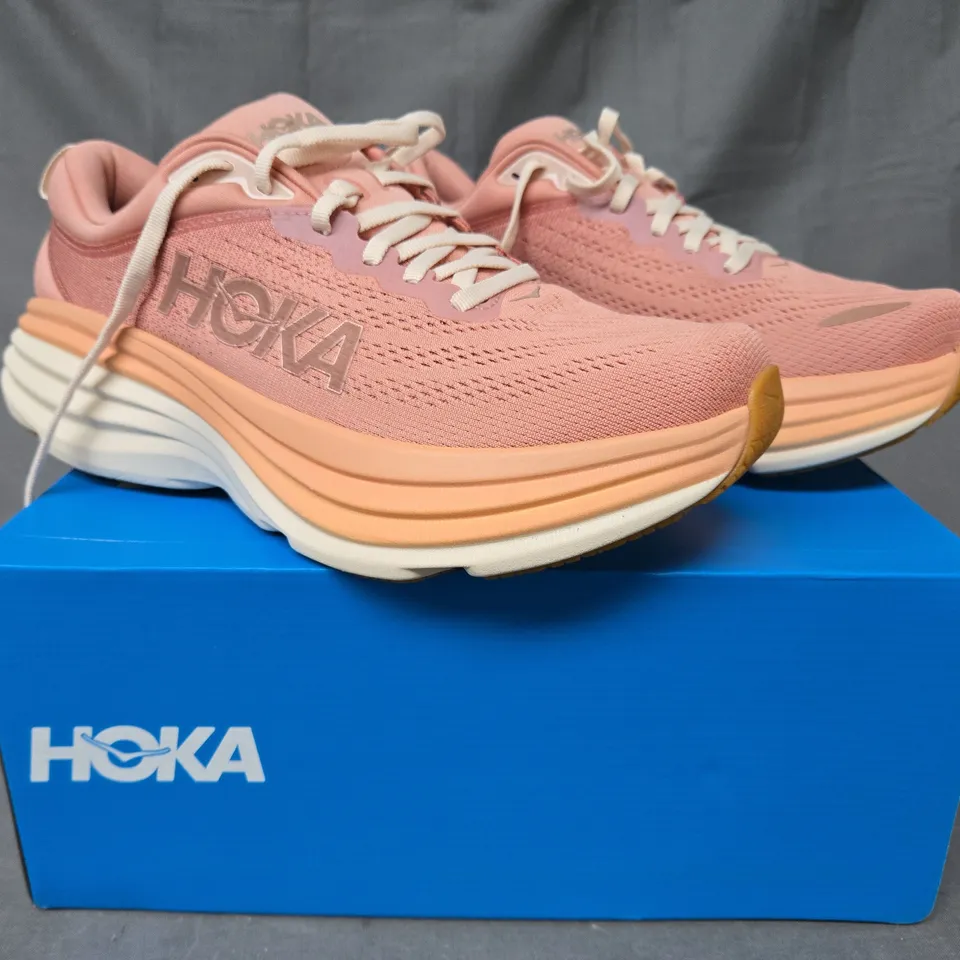 BOXED PAIR OF HOKA WOMEN'S BONDI 8 SHOES IN PINK/CORAL UK SIZE 8