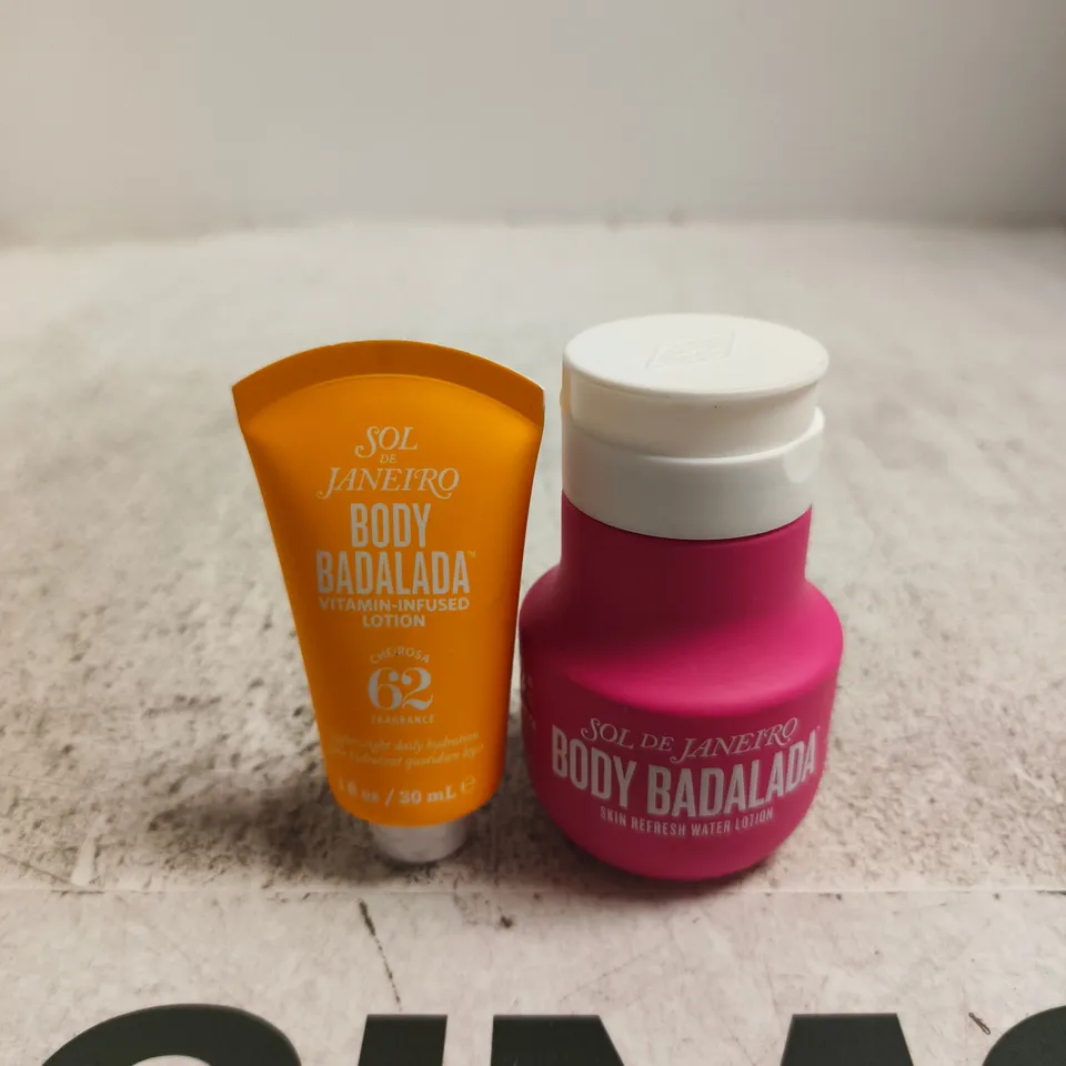 SOL DE JANEIRO BODY BADALADA VITAMIN-INFUSED LOTION & SKIN REFRESH WATER LOTION – TRAVEL-SIZE SET (2 BOTTLES, ORANGE 30 ML)
