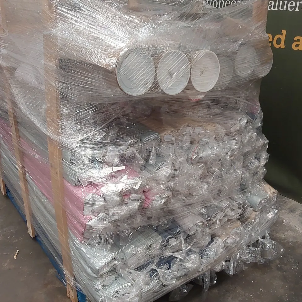 PALLET TO CONTAIN A LARGE ASSORTMENT OF BRAND NEW BLINDS - STYLES, DESIGNS ECT VARY