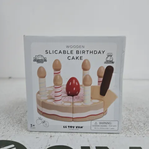 LE TOY VAN WOODEN SLICABLE BIRTHDAY CAKE
