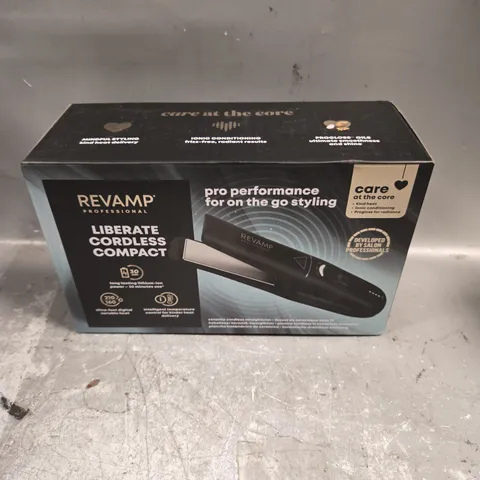 BOXED REVAMP LIBERATE CORDLESS CERAMIC COMPACT STRAIGHTENER ST-1700X-EU2