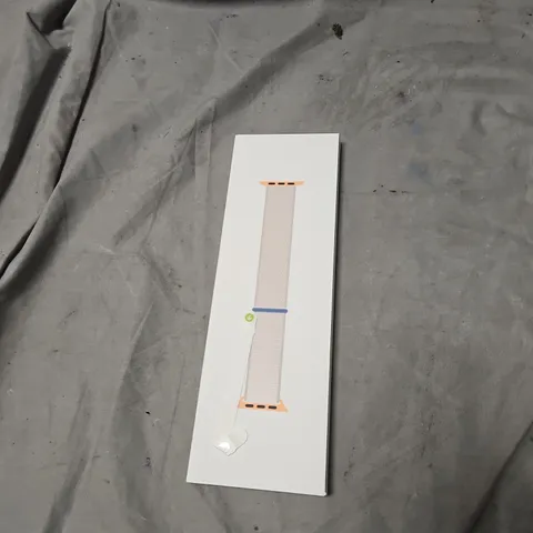 APPLE WATCH SPORT LOOP BAND – STARLIGHT, 45MM