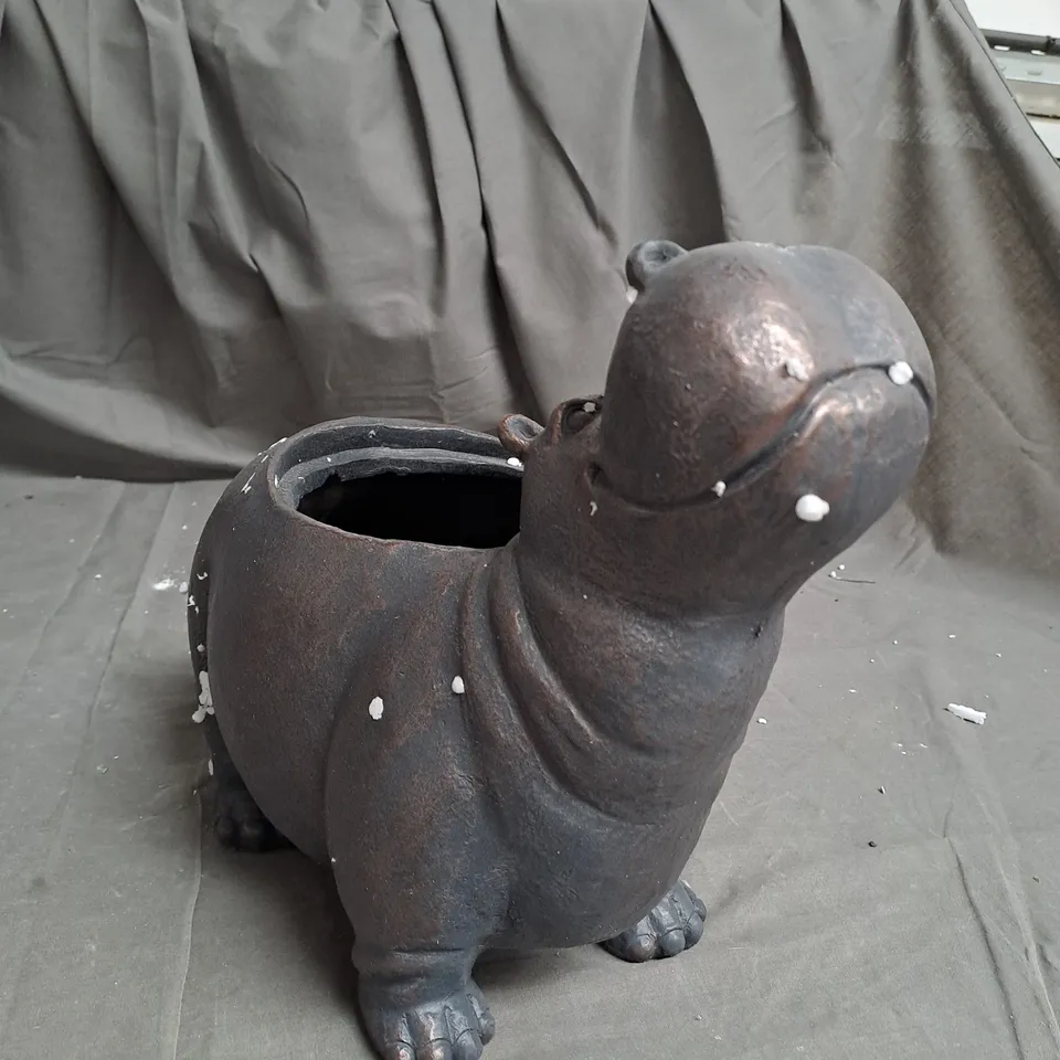 OUTLET MY GARDEN STORIES HIPPO PLANTER