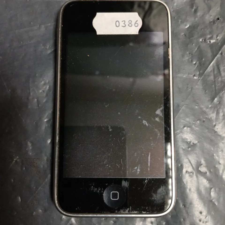 APPLE IPHONE 8GB, BLACK (A1241)