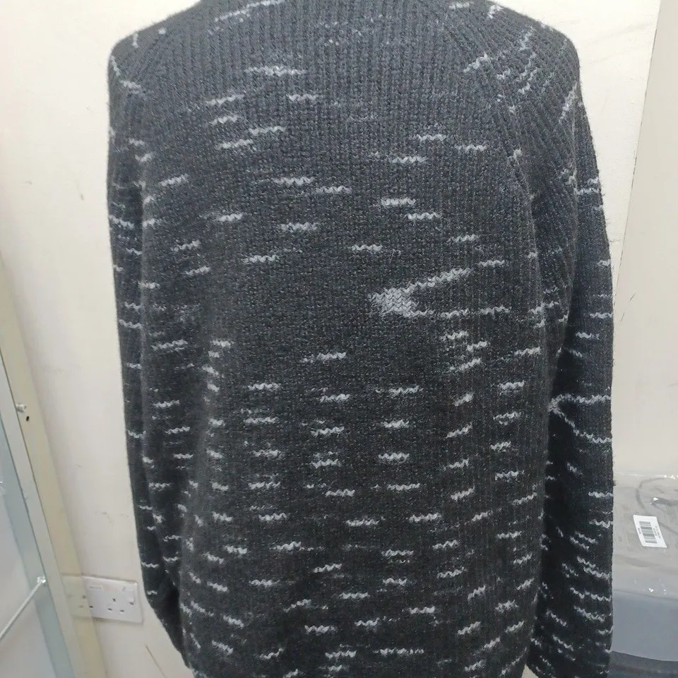WEEKDAY NORMAN RELAXED RAGLAN SWEATER  - SIZE LARGE