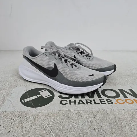 NIKE MENS RUNNING REVOLUTION 8 TRAINERS - GREY UK 9.5 UNBOXED