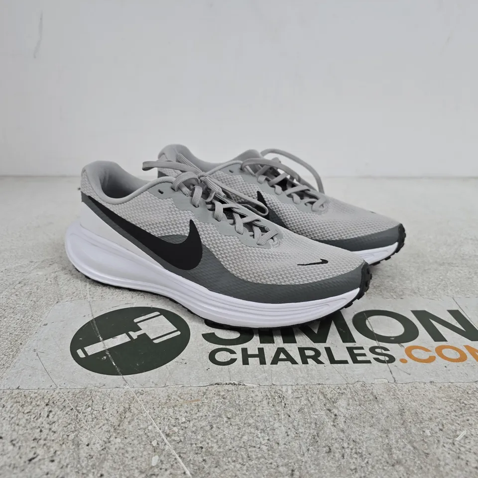 NIKE MENS RUNNING REVOLUTION 8 TRAINERS - GREY UK 9.5 UNBOXED