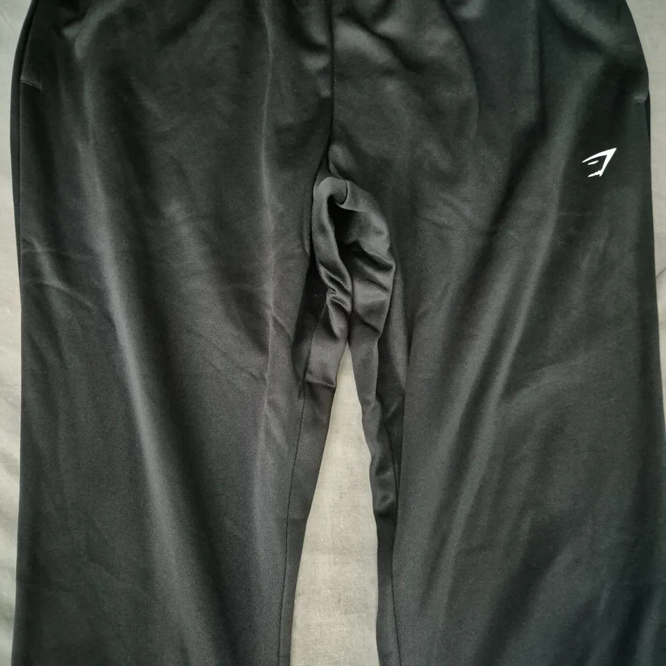 GYM SHARK JOGGERS IN BLACK SIZE LARGE